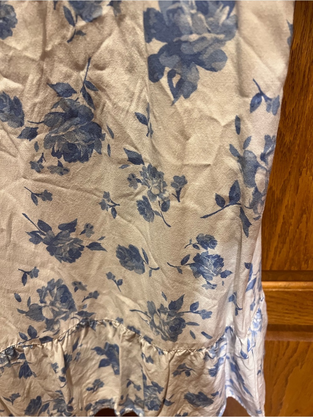 Hollister White Tube dress with Blue Floral Print - Picture 4 of 7